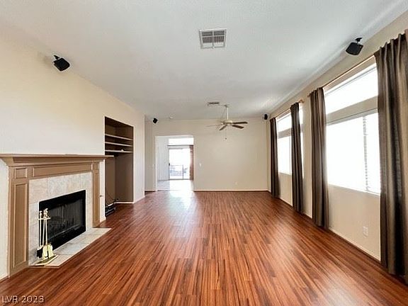 3rd image of 1712 Pacific Sandstone Pl
