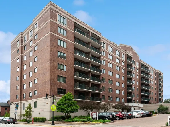 770 Pearson St APT 209, Des Plaines, IL 60016