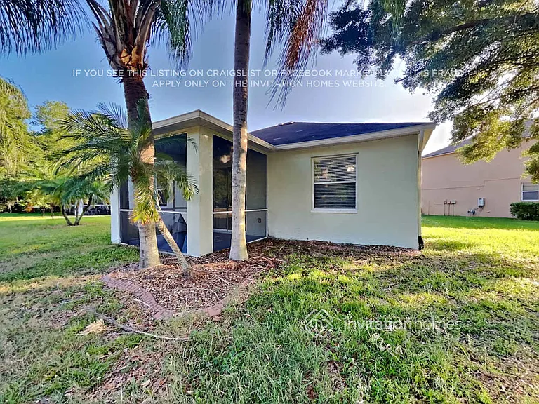 4805 Windingbrook Trl — Photo 12