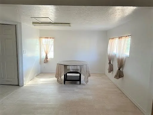 2341 Sacramento Dr — Photo 4