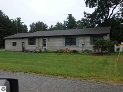 901 N St W, Tawas City, MI, 48763