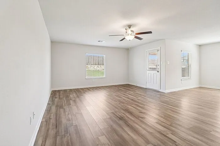 142 Crimson Cir — Photo 14