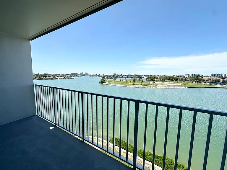450 Treasure Island Cswy #609 — Photo 6