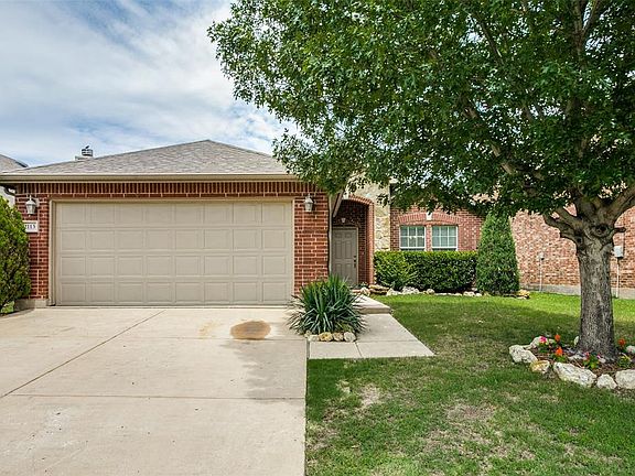 4th image of 2113 Burnside Dr