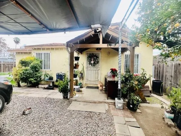 1326 Tenaya Dr, Modesto, CA 95354