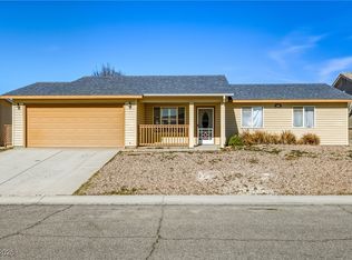 608 Krysta Ln, Pahrump, NV 89060