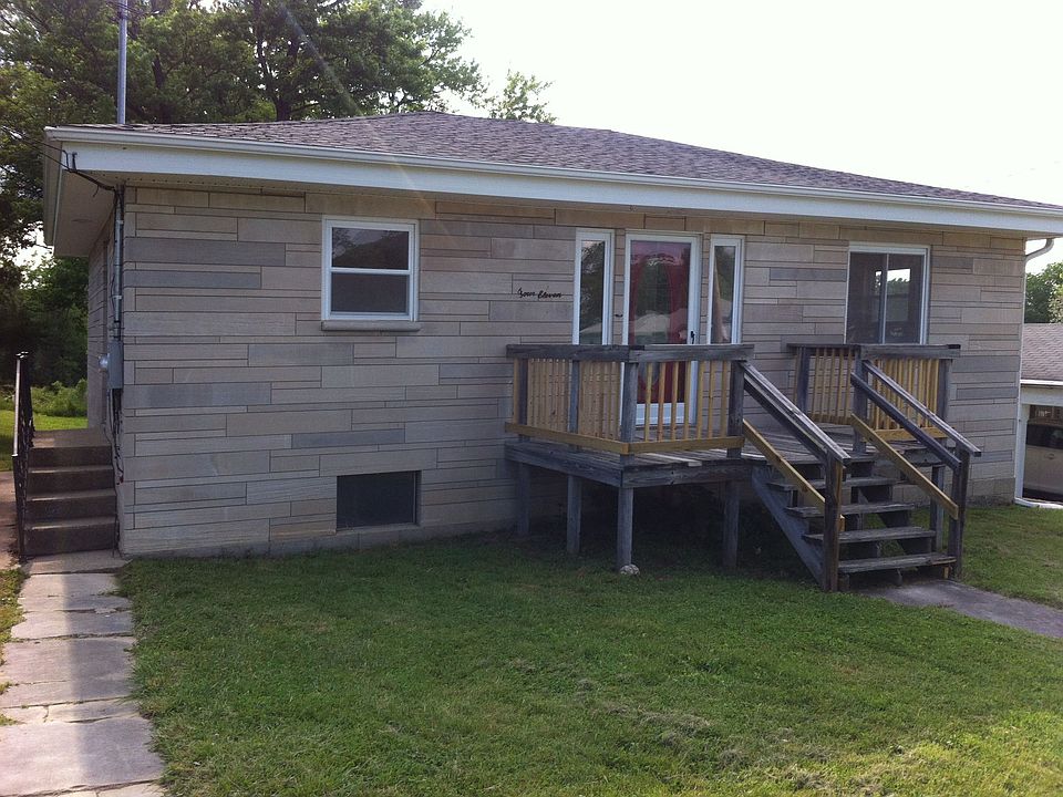 Front Viewed from Street