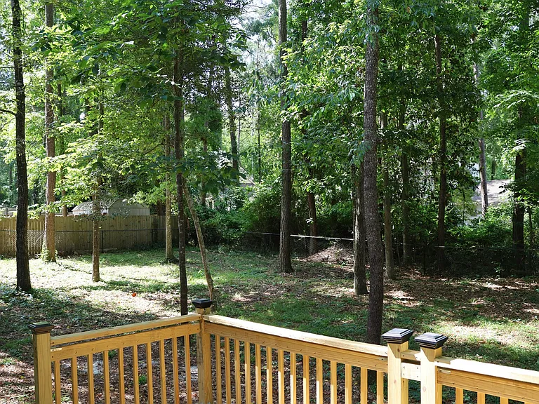 1661 Copperfield Cir — Photo 16