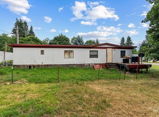 105 E 1st Ave, Clark Fork, ID 83811