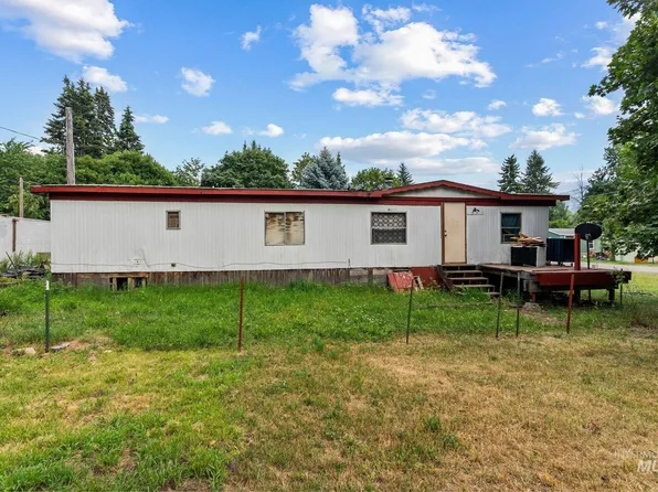 105 E 1st Ave, Clark Fork, ID 83811