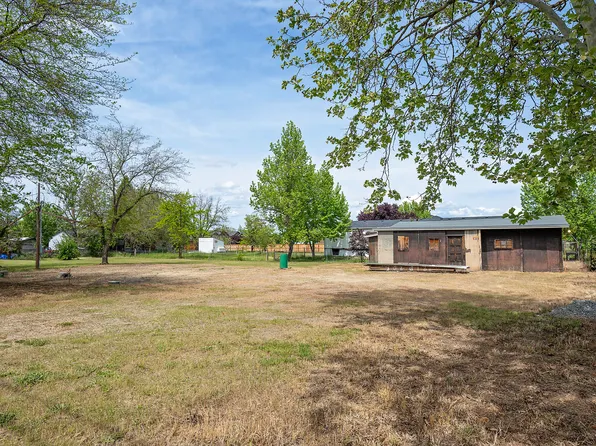 3251 Antelope Rd, White City, OR 97503