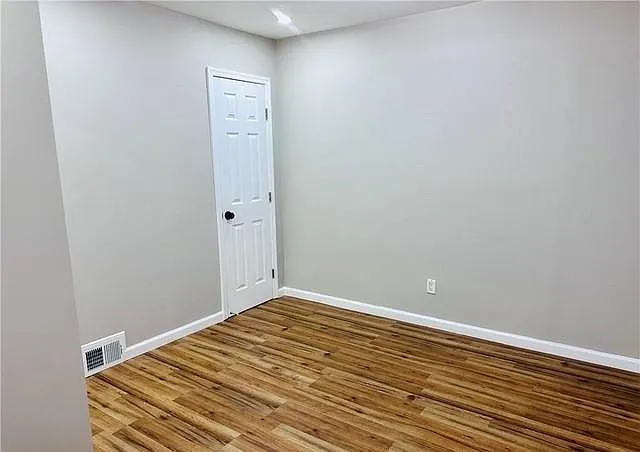 302 Old Ivy Rd NE — Photo 24