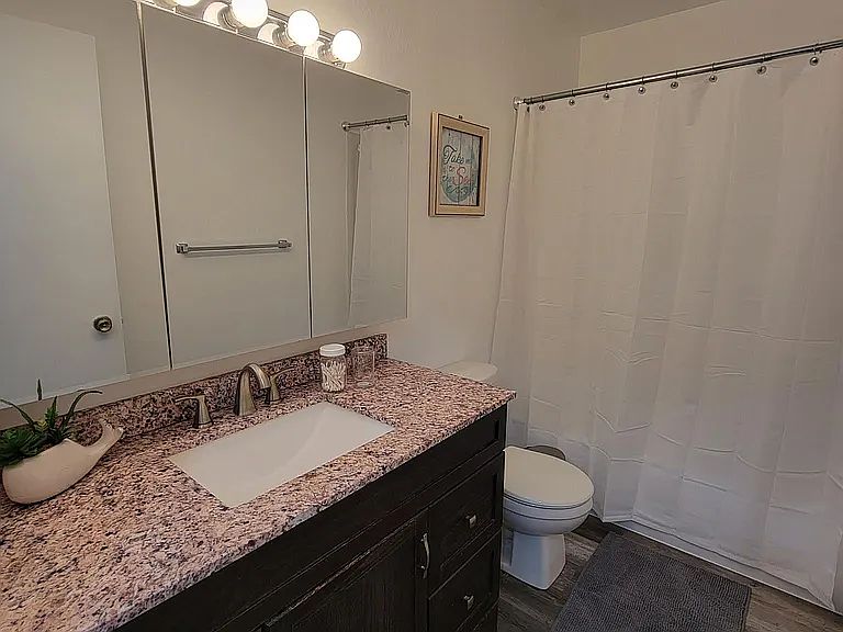 2nd image of 4521 Cordova St #3