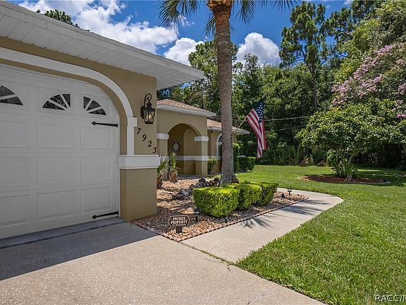 4th image of 7923 N Sarazen Dr