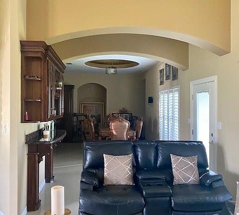 4th image of 5509 Premiere Ln