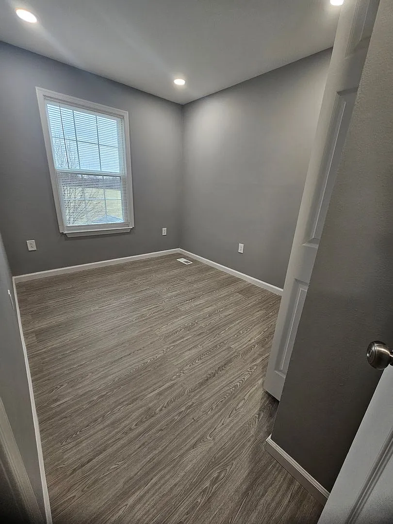 Updated Middletown Townhome with Convenience & Charm — Photo 4