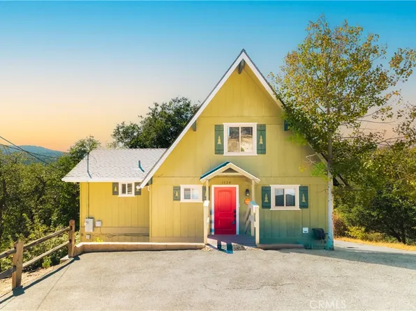 1226 Grass Valley Rd, Lake Arrowhead, CA 92352