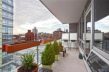 Rented by Space Marketing Shop