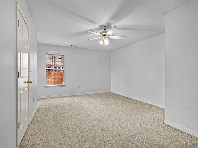 Pointer Lane Duplex — Photo 22