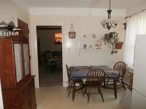 5th image of 1747 Laurelwood Cir