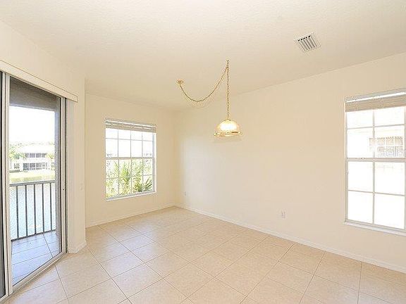 4th image of 7106 Prosperity Cir