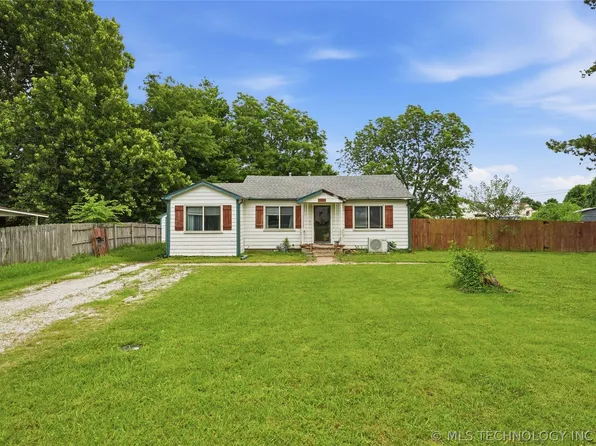 1011 Wesley Dr, Broken Arrow, OK 74012