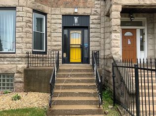 5905 S Prairie Ave, Chicago, IL 60637