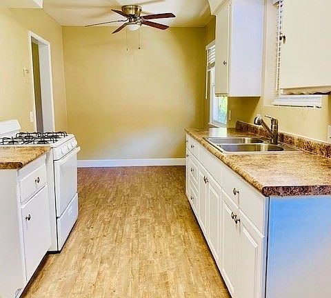 2nd image of 912 1/4 S Anaheim Blvd