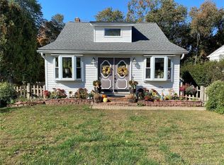 17 Broad St, Danbury, CT 06810