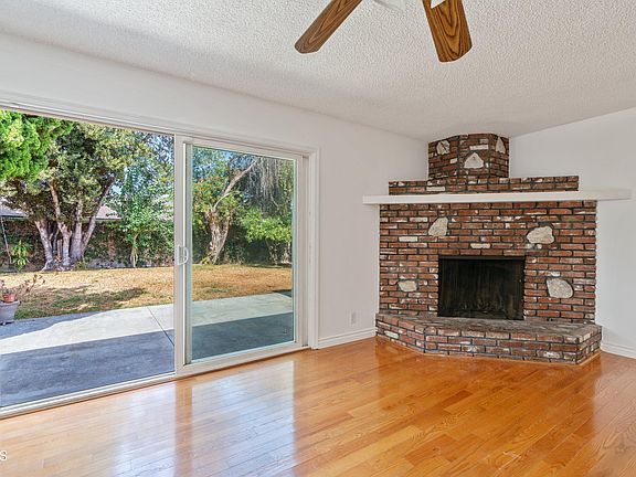 5th image of 10737 Theis Ave