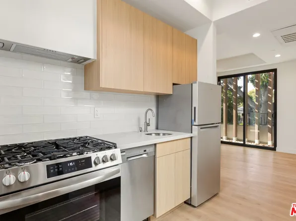 2847 Marsh St #1/4, Los Angeles, CA 90039