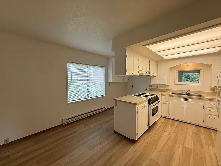 31018 3rd Ave NE — Photo 11