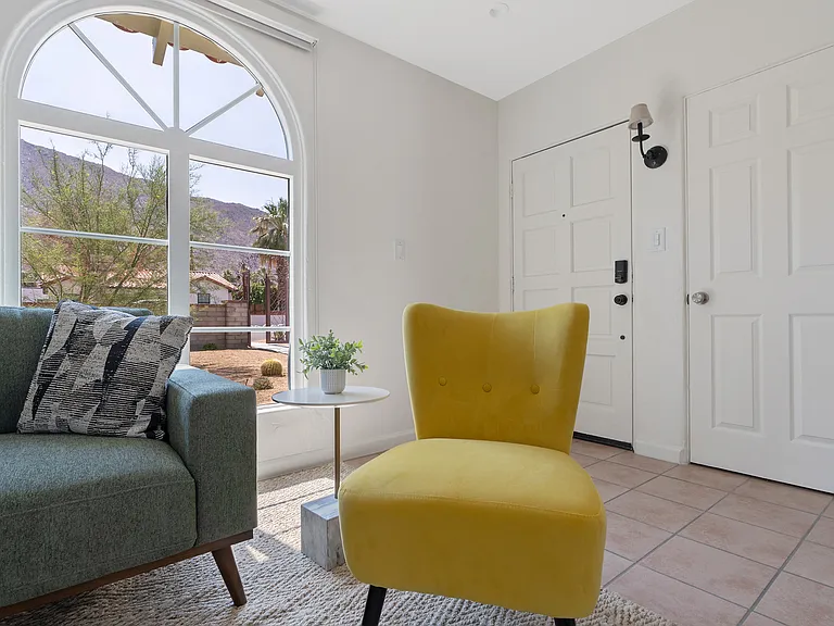 552 S Calle Santa Rosa — Photo 16