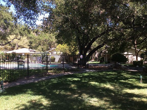 2nd image of 702 N Ventura St #703