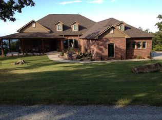 1705 Rose Ln, Eufaula, OK 74432