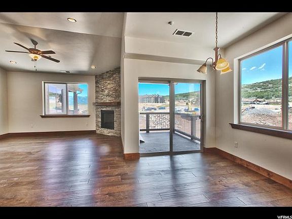 3rd image of 1261 W Black Rock Trl #39L