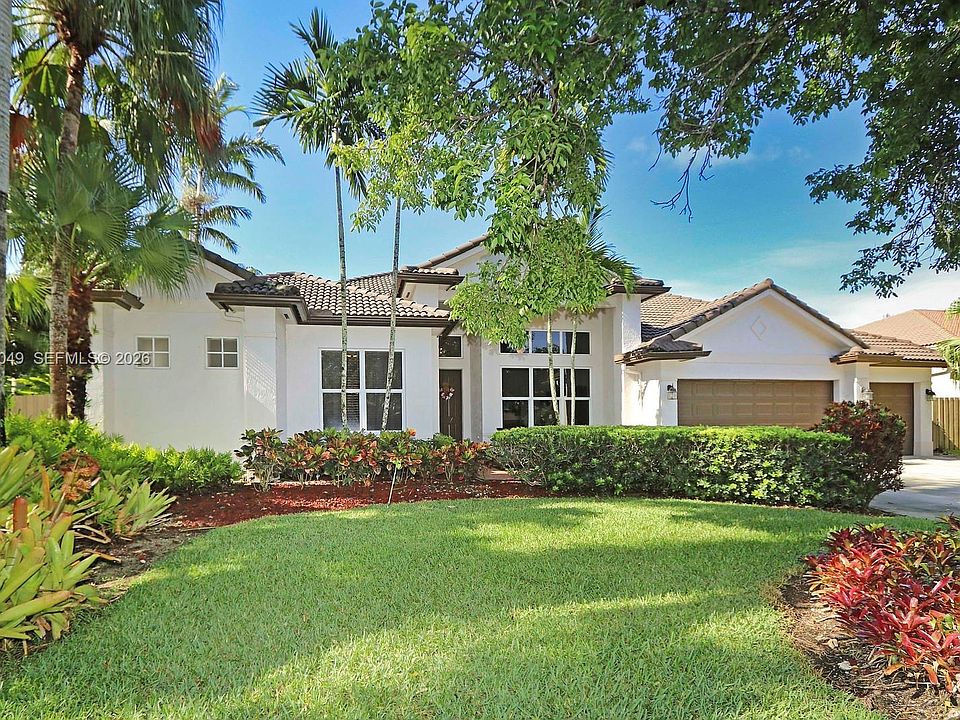 1st image of 3140 Fairways Dr