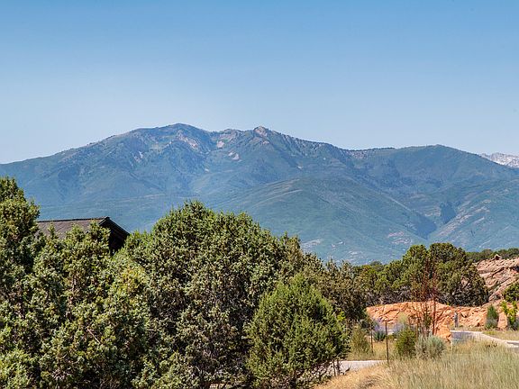 3rd image of 3120 E Horse Mountain Cir