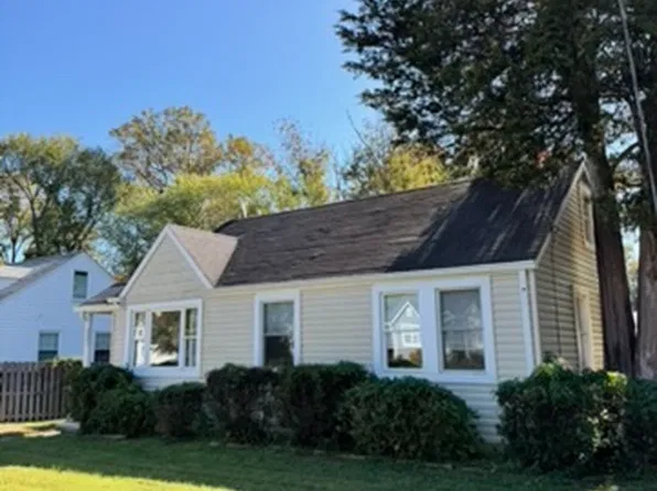 6901 Westmoreland Rd, Falls Church, VA 22042