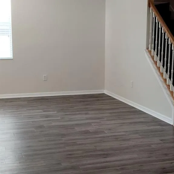 1105 Windton Oak Dr — Photo 3