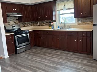 130 Swinnerton St FLOOR 2, Staten Island, NY 10307