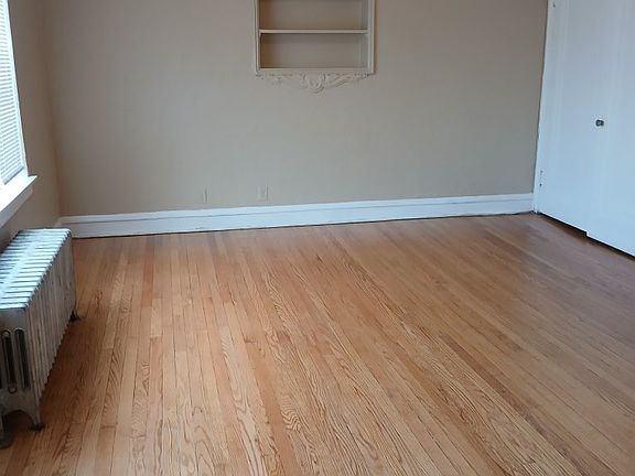 5th image of 1123 E 82nd St #302