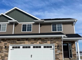 3335 Loethen Ln, Coralville, IA 52241