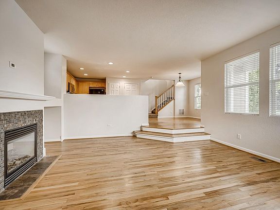 4th image of 2758 N Central Park Blvd