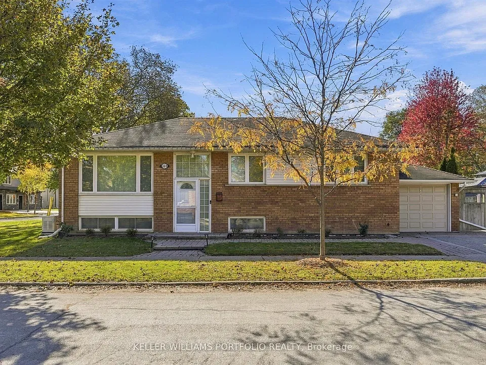 124 Wincott Dr
