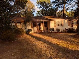 323 Circle Dr, Fayetteville, NC 28305