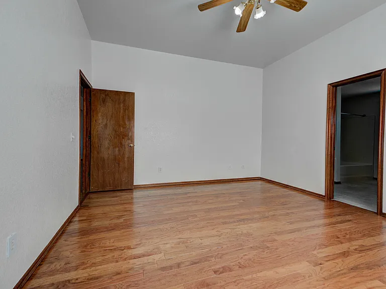 2809 E Lake Dr — Photo 24