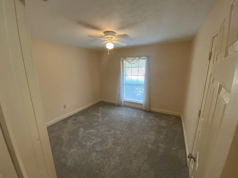 81 Sunline Dr — Photo 19