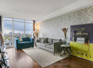1 Valhalla Inn Rd #1210, Toronto, ON M9B1S9
