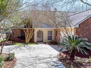 1143 Springlake Dr, Baton Rouge, LA 70810